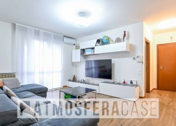 Foto 4 - Three-room apartment Corso Europa
 
2/a, Seriate - photo 3