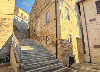 Foto 1 - Quadrilocale Vicolo Porta Vecchia
 
1, Acquaviva Picena - foto 1