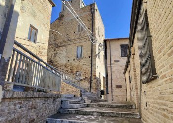 Foto 44 - Quadrilocale Vicolo Porta Vecchia
 
1, Acquaviva Picena - foto 44