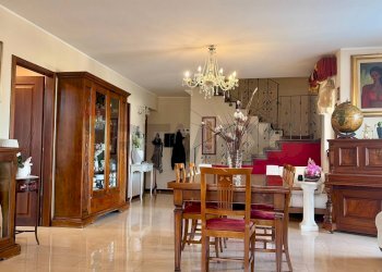 Sala da pranzo - Attic Via Addis
 
1F, Sassari - photo 5