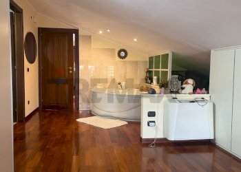 Bagno - Attic Via Addis
 
1F, Sassari - photo 32