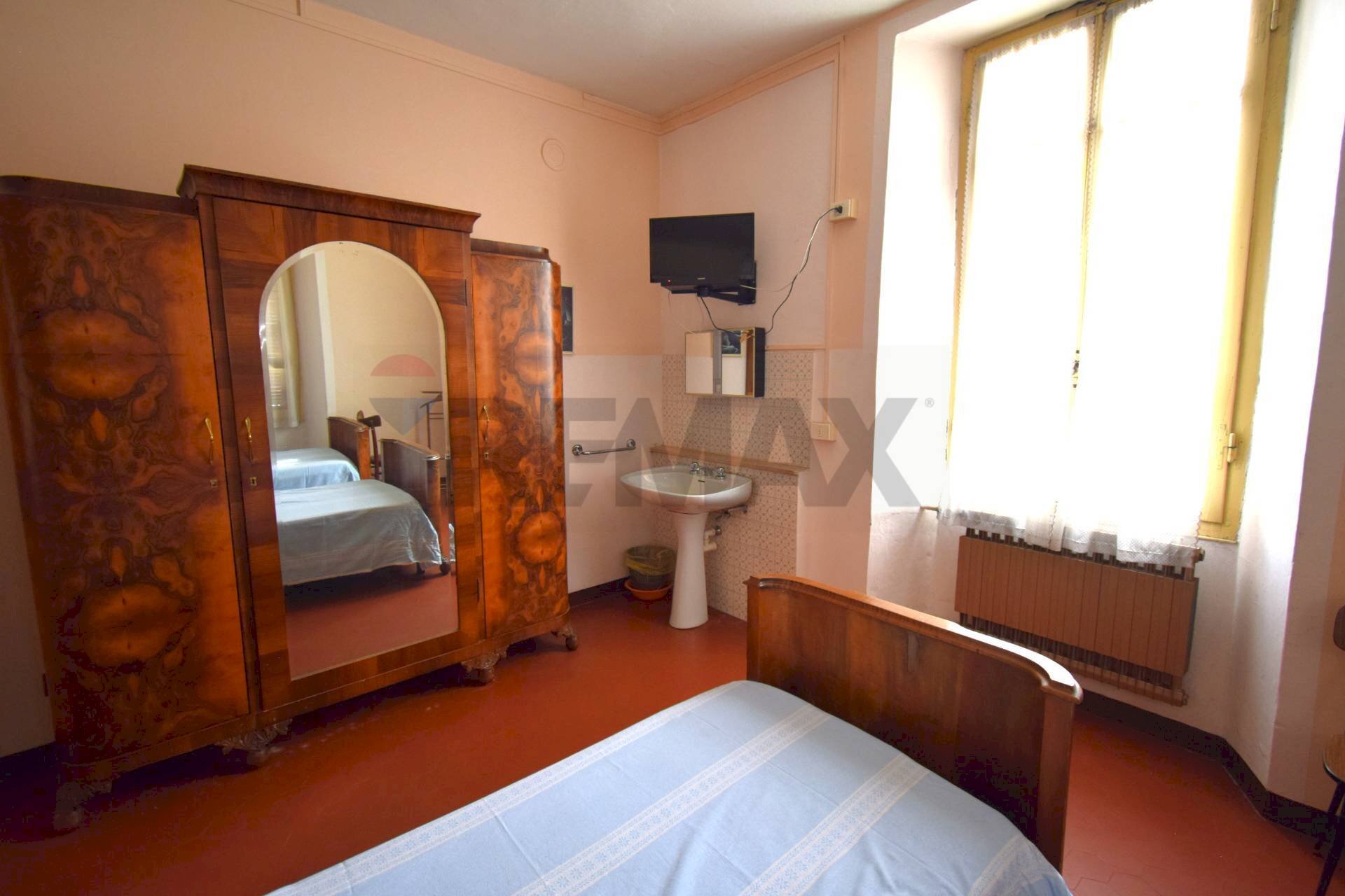 Camera / camera da letto - Apartment Viale Martiri della Libertà
 
63, Borgo Val di Taro - photo 3
