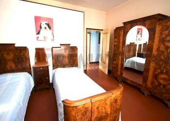 Camera / camera da letto - Appartamento Viale Martiri della Libertà
 
63, Borgo Val di Taro - foto 1