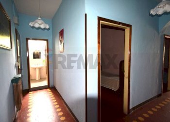 Hall / corridoio - Appartamento Viale Martiri della Libertà
 
63, Borgo Val di Taro - foto 16