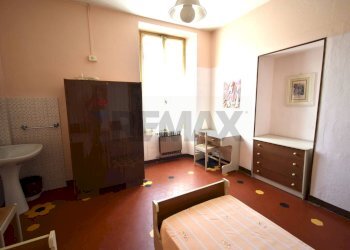 Camera / camera da letto - Appartamento Viale Martiri della Libertà
 
63, Borgo Val di Taro - foto 23