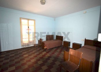 Camera / camera da letto - Trilocale Viale Martiri della Libertà
 
63, Borgo Val di Taro - foto 16