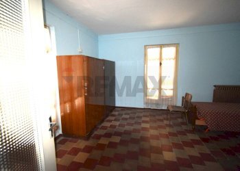 Camera / camera da letto - Trilocale Viale Martiri della Libertà
 
63, Borgo Val di Taro - foto 18