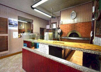 Cucina - Locale Commerciale Viale Martiri della Libertà
 
63, Borgo Val di Taro - foto 9