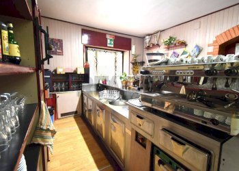 Cucina - Locale Commerciale Viale Martiri della Libertà
 
63, Borgo Val di Taro - foto 21