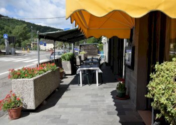 Terrazza - Locale Commerciale Viale Martiri della Libertà
 
63, Borgo Val di Taro - foto 50