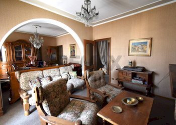 Soggiorno - Quadrilocale Viale Martiri della Libertà
 
63, Borgo Val di Taro - foto 4