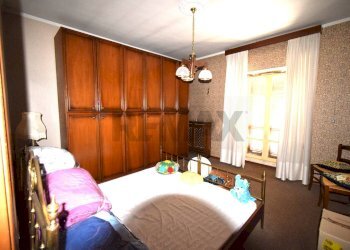 Camera / camera da letto - Quadrilocale Viale Martiri della Libertà
 
63, Borgo Val di Taro - foto 23