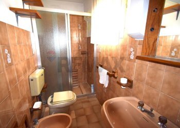 Bagno - Quadrilocale Viale Martiri della Libertà
 
63, Borgo Val di Taro - foto 29