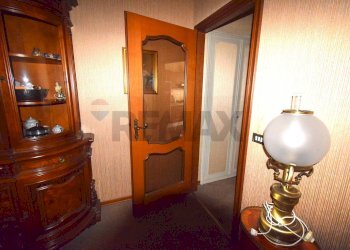 Hall / corridoio - Quadrilocale Viale Martiri della Libertà
 
63, Borgo Val di Taro - foto 32