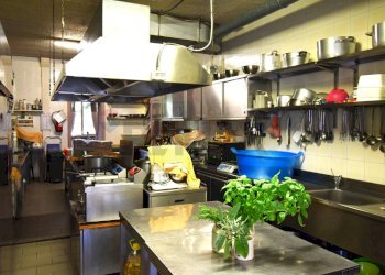 Cucina Ristorante - Appartamento Viale Martiri della Libertà
 
63, Borgo Val di Taro - foto 7
