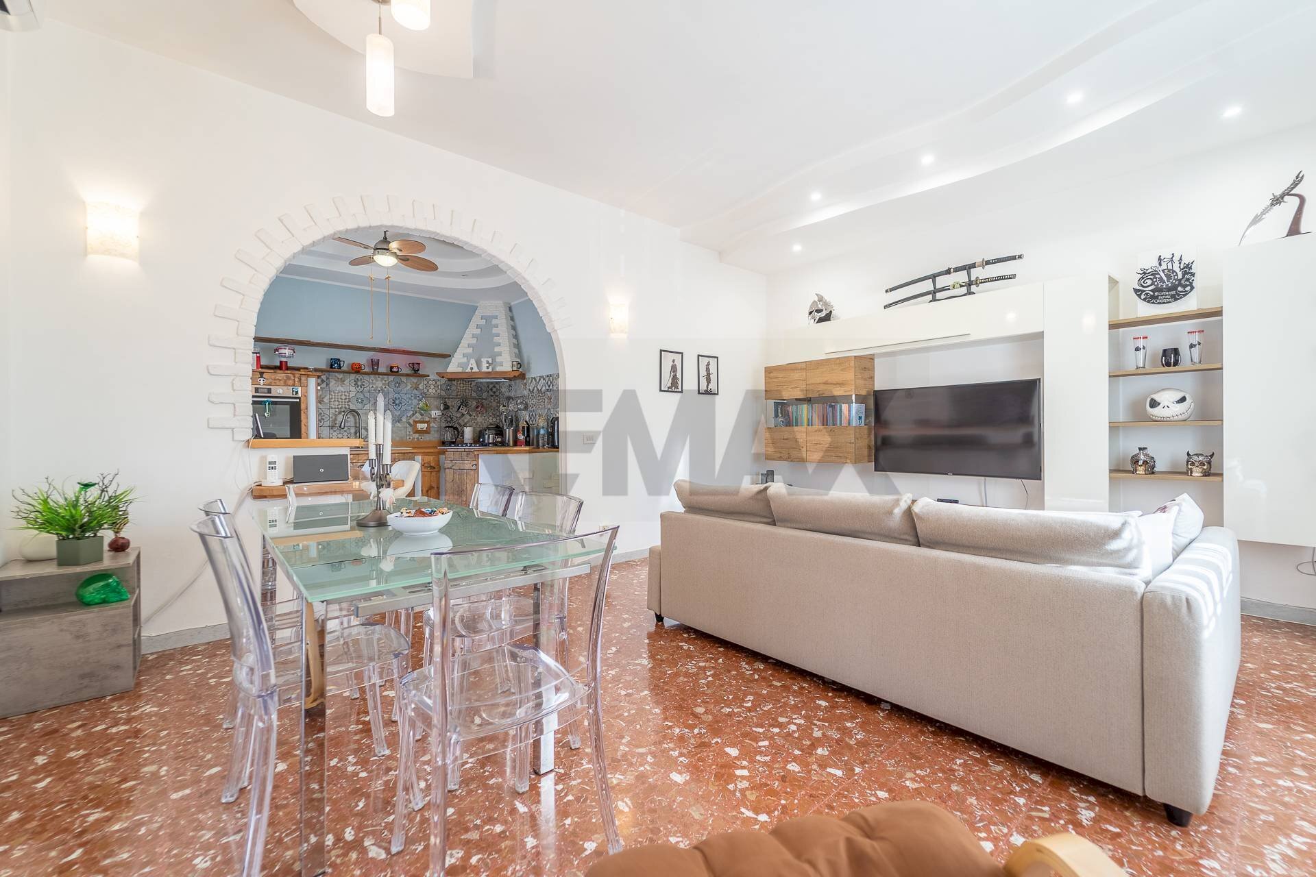 Sala da pranzo - Trilocale Via Giuseppe Fraccaroli, Fiumicino - foto 2