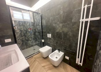 Bagno - Quadrilocale Via Domenico Fontana
 
21, Napoli - foto 13