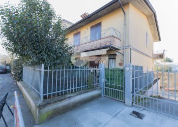 Foto 2 - Trilocale VIA TOSCANINI
 
25, Ghedi - foto 2