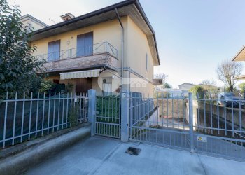 Foto 3 - Trilocale VIA TOSCANINI
 
25, Ghedi - foto 3