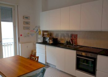 Cucina - Trilocale Como - foto 5