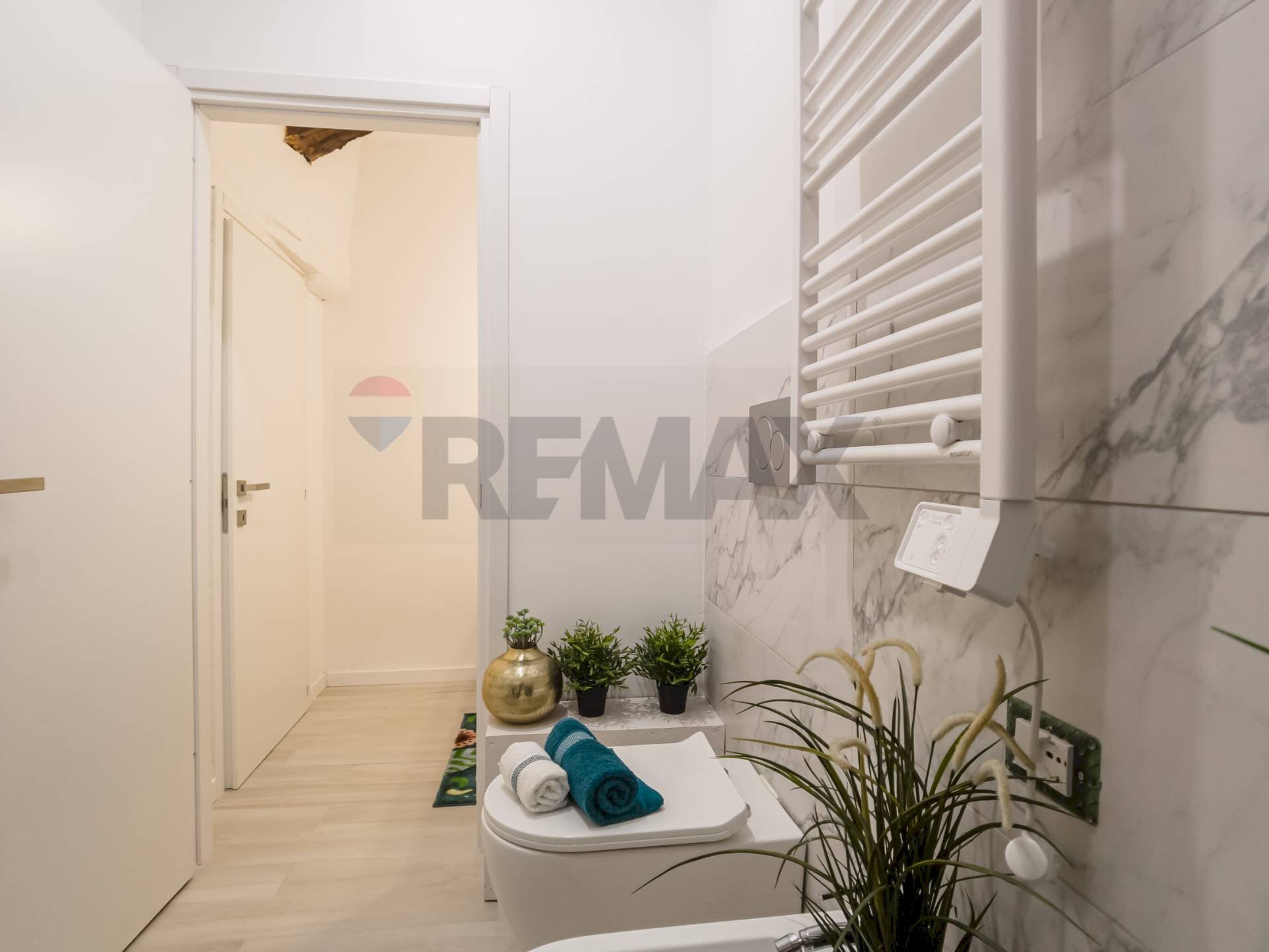 Bagno - Attic via cavour
 
10, Torino - photo 3