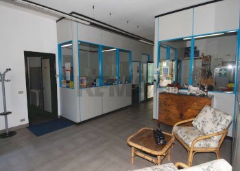 Ufficio - Capannone Via Campagna
 
22, Sumirago - foto 22