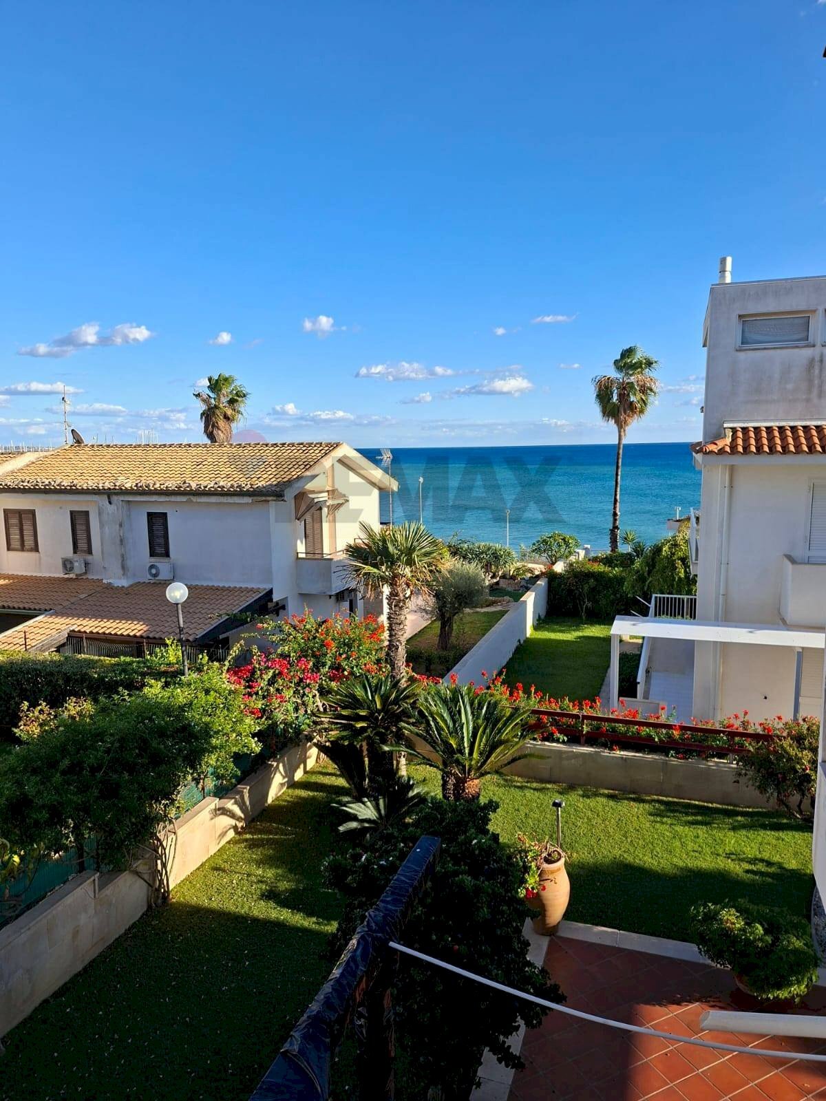 Vista dell\'acqua - Appartamento LUNGOMARE BISANI
 
76, Ragusa - foto 1
