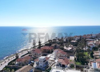 Vista dell\'acqua - Appartamento LUNGOMARE BISANI
 
76, Ragusa - foto 7