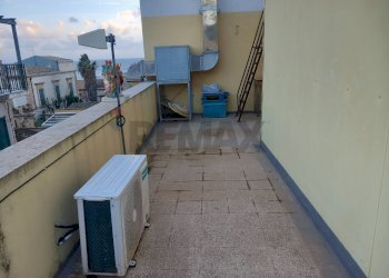 Balcone - Attività Commerciale via perello
 
35, Scicli - foto 14