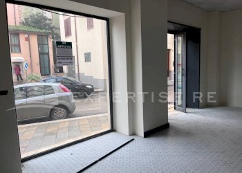 Foto 3 - Commercial Premises Via Giacomo Matteotti
 
8, Montemaggiore Belsito - photo 3