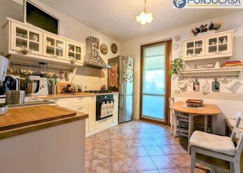 cucina abitabile - Villa a Schiera Via Matteo Civitali, Forte dei Marmi - foto 3