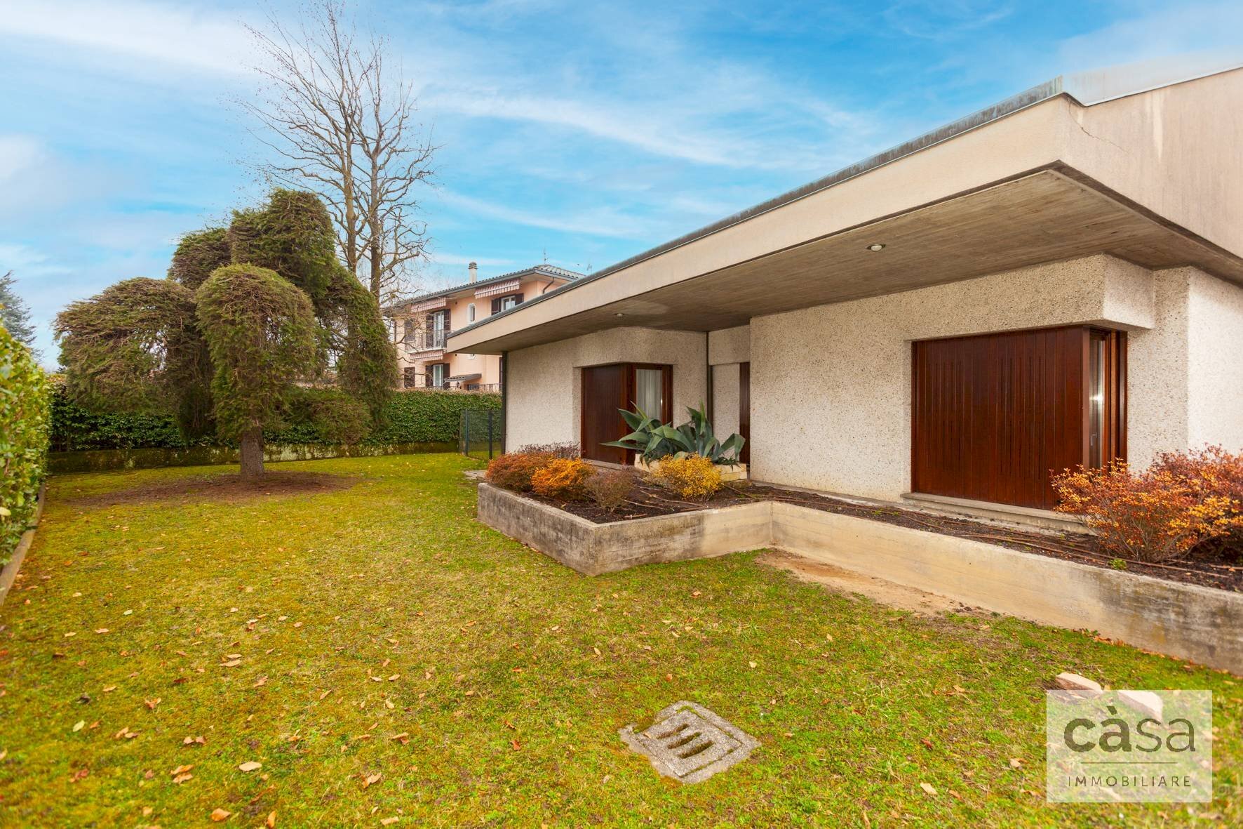 Foto 3 - Villa Via Renato Simoni
 
6, Varese - photo 3