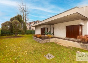 Foto 3 - Villa Via Renato Simoni
 
6, Varese - foto 3