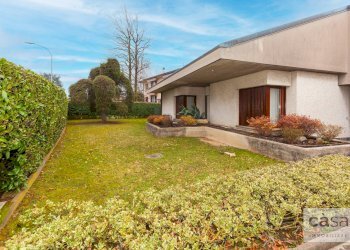 Foto 6 - Villa Via Renato Simoni
 
6, Varese - foto 6