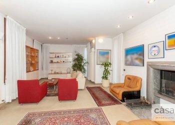 Foto 9 - Villa Via Renato Simoni
 
6, Varese - foto 9