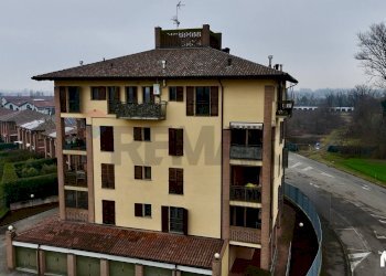 Edificio all\'aperto - Bilocale via delle Rogge
 
32, Lacchiarella - foto 6