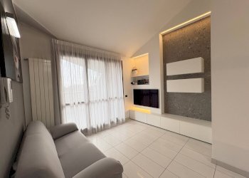 Foto 2 - Trilocale Via Leonardo da Vinci
 
5, Bussero - foto 2