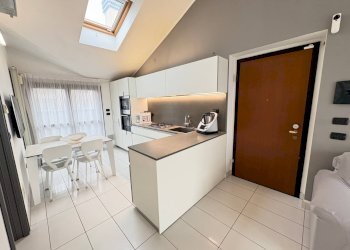 Foto 5 - Trilocale Via Leonardo da Vinci
 
5, Bussero - foto 5