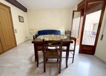 Sala da pranzo - Quadrilocale Via Francesco Crispi
 
166, Salemi - foto 10