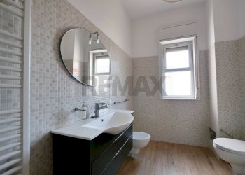 Bagno - Trilocale via Pietro Nenni
 
14, Noicàttaro - foto 12