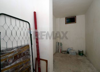 Stanza vuota - Trilocale via Pietro Nenni
 
14, Noicàttaro - foto 17