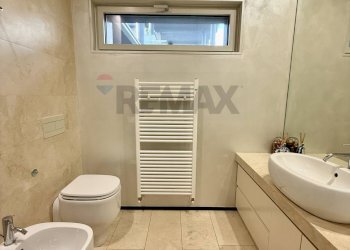 Bagno - Trilocale Via Monsignore Enrico Assi
 
5, Cremona - foto 18