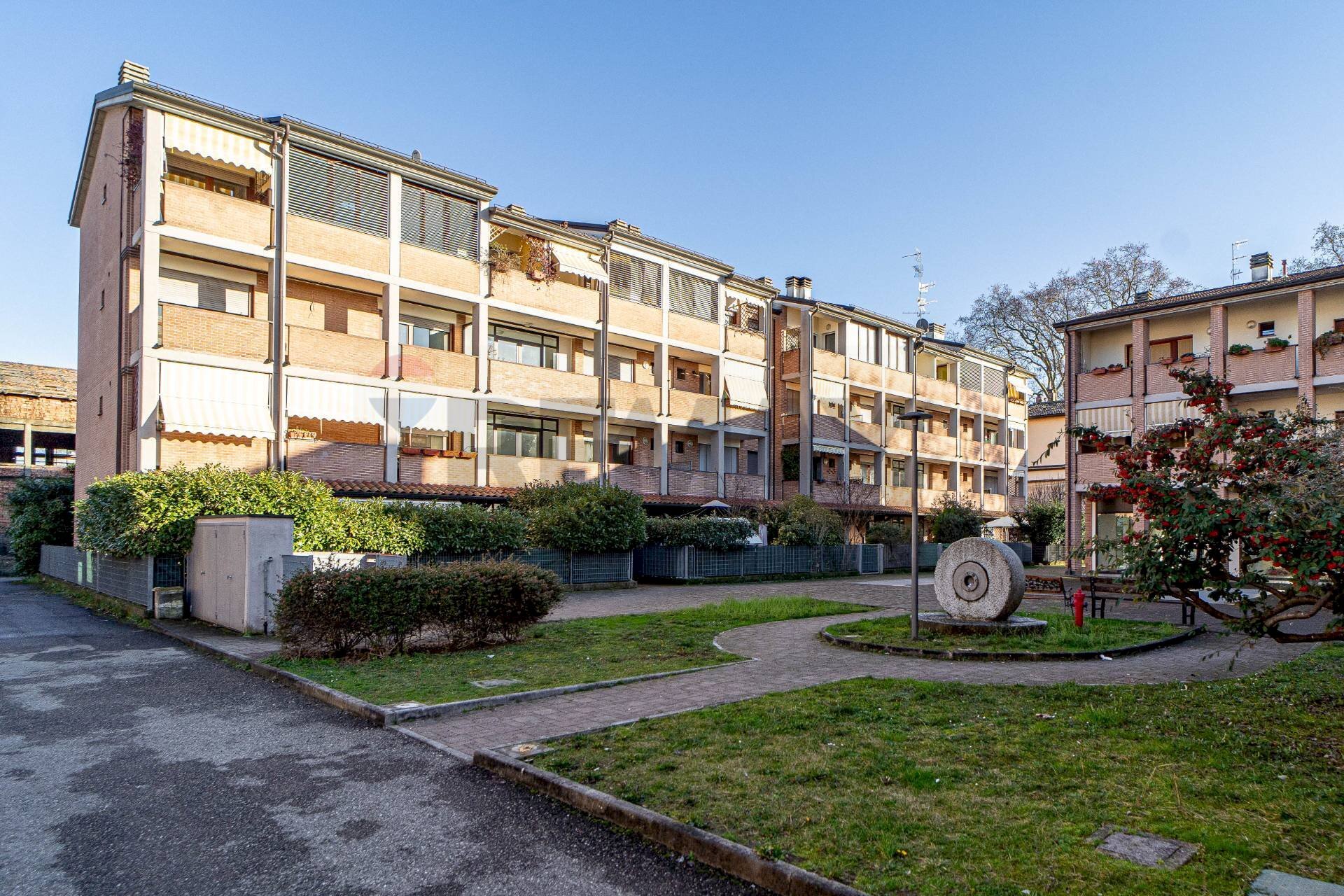 Edificio all\'aperto - Bilocale Strada Cartiera
 
14, Parma - foto 1