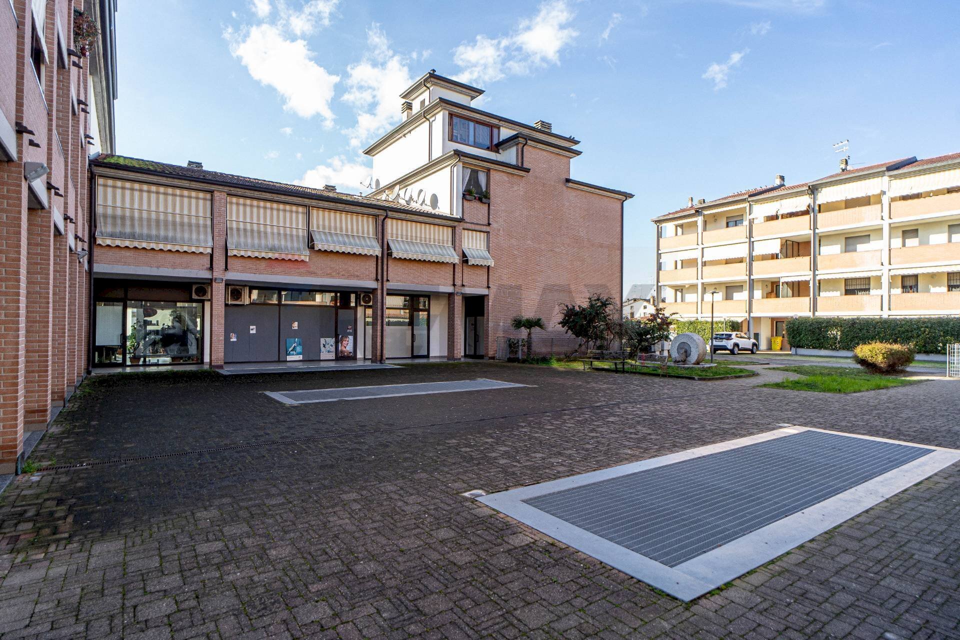 Edificio all\'aperto - Bilocale Strada Cartiera
 
14, Parma - foto 3