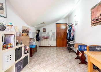 Soggiorno - Bilocale Strada Bassa Dei Folli
 
135, Parma - foto 2