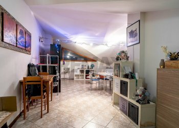 Soggiorno - Bilocale Strada Bassa Dei Folli
 
135, Parma - foto 3