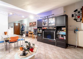 Soggiorno - Bilocale Strada Bassa Dei Folli
 
135, Parma - foto 5