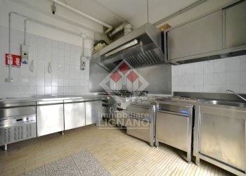 Foto 8 - Negozio Via Vittorio Veneto
 
33, Latisana - foto 8