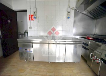 Foto 11 - Negozio Via Vittorio Veneto
 
33, Latisana - foto 11