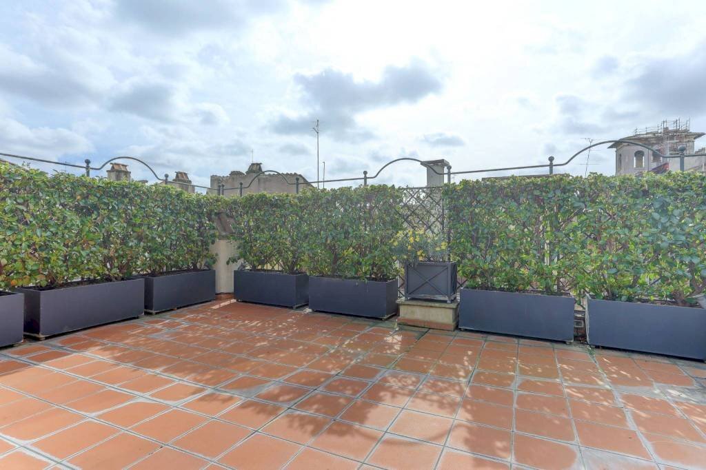 Terrazzo - Attic via dei Coronari, 30, Roma (neighborhood Centro Storico) - photo 2